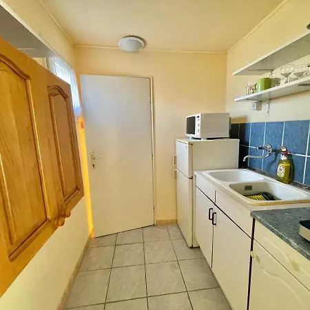 Da-vi Apartmanhaz *