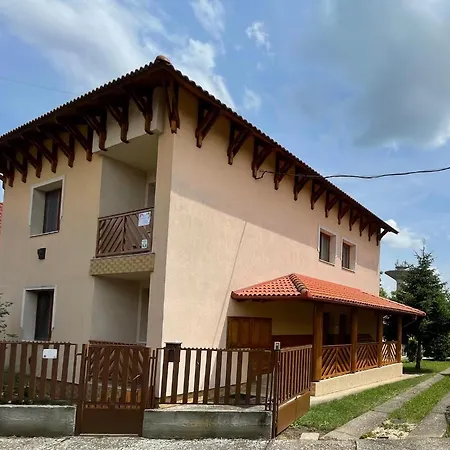 Da-vi Apartmanhaz Apartment *