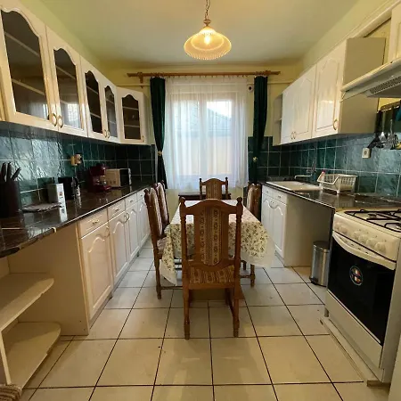 Da-vi Apartmanhaz *