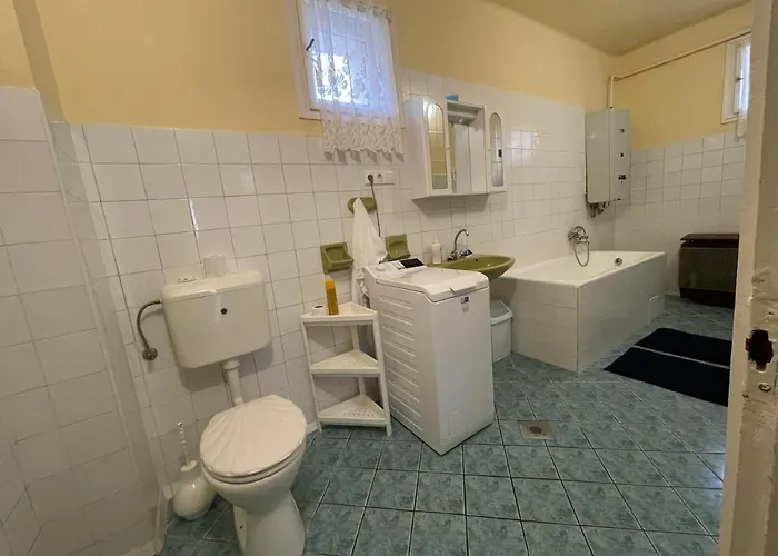 Da-vi Apartmanhaz *